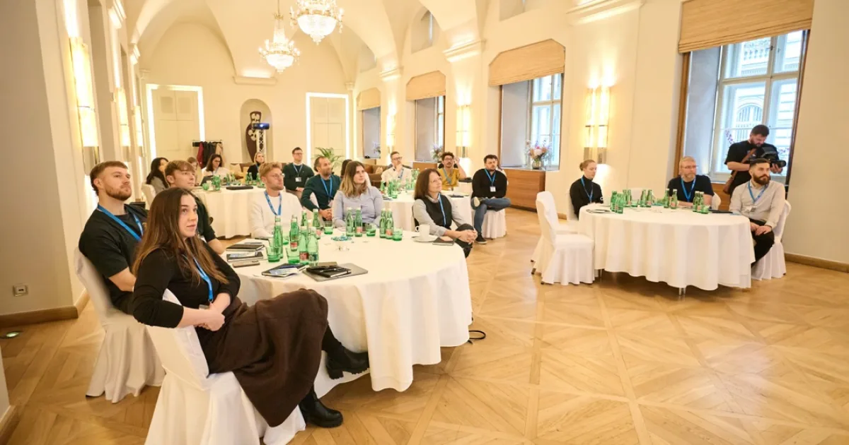 Up Blue erneut im Usercentrics Advisory Board - Partner-Treffen in Prag